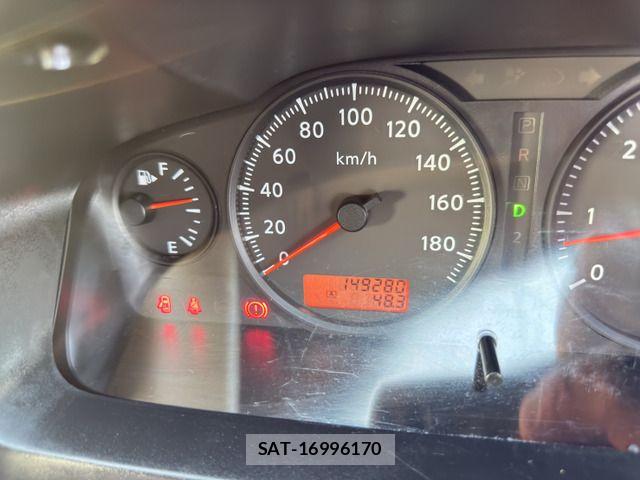 Nissan Caravan 2012-03 8626104-13