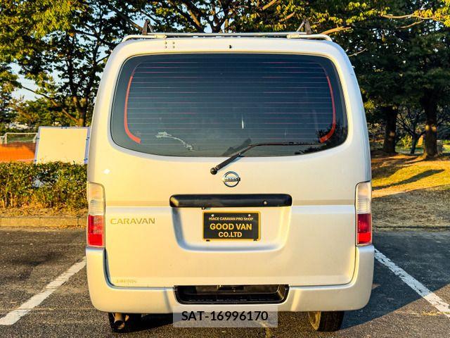 Nissan Caravan 2012-03 8626104-7