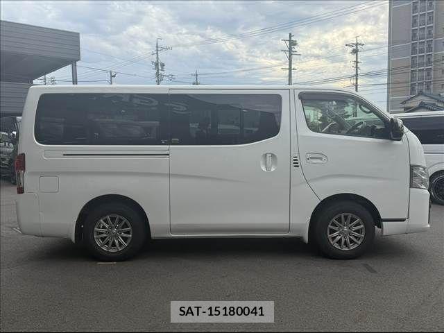 Nissan Caravan 2024-03 8658350-12