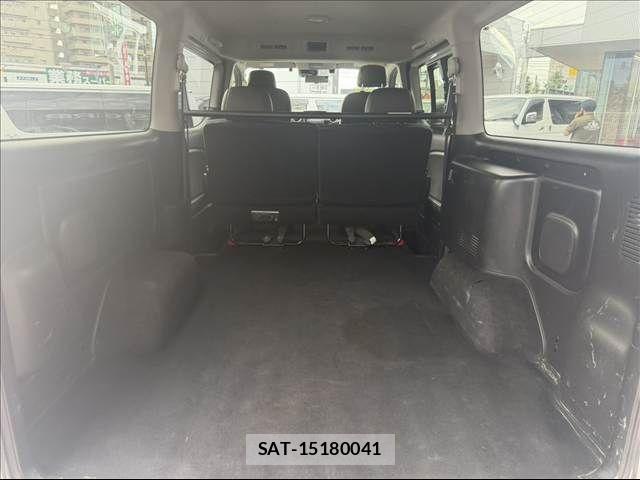 Nissan Caravan 2024-03 8658350-19