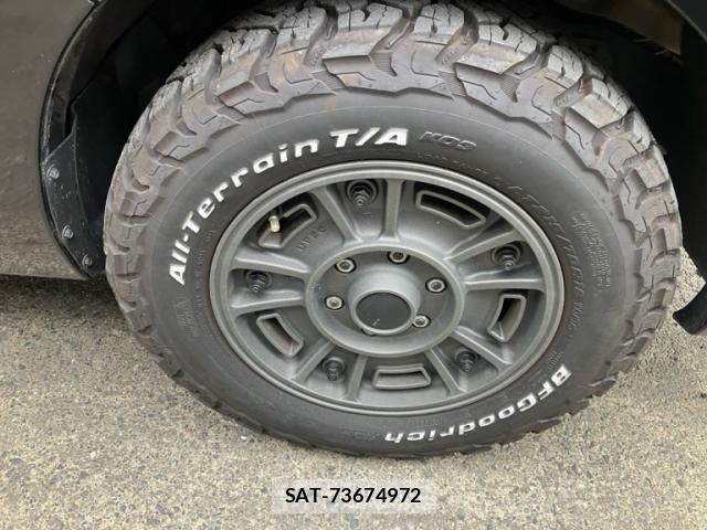 Nissan Caravan 2022-05 8658348-10