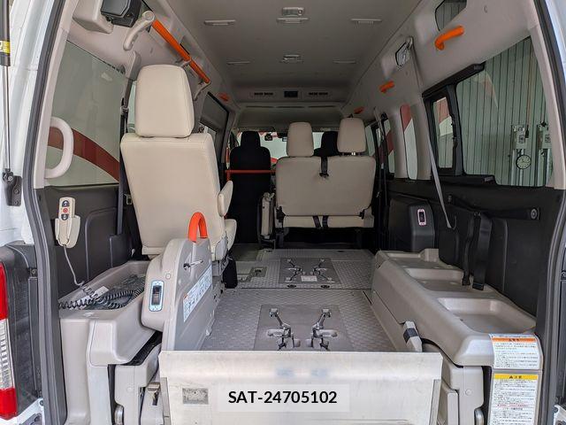 Nissan Caravan 2022-04 8741083-10