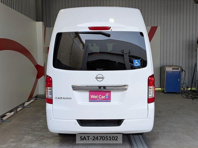 Nissan Caravan 2022-04 8741083-7