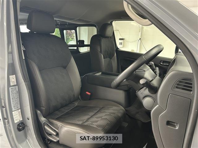Nissan Caravan 2023-08 8870606-23