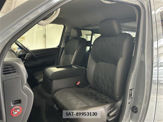 Nissan Caravan 2023-08 8870606-24