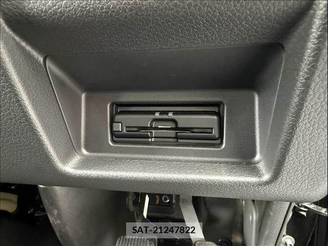 Nissan Caravan 2024-11 8879020-16