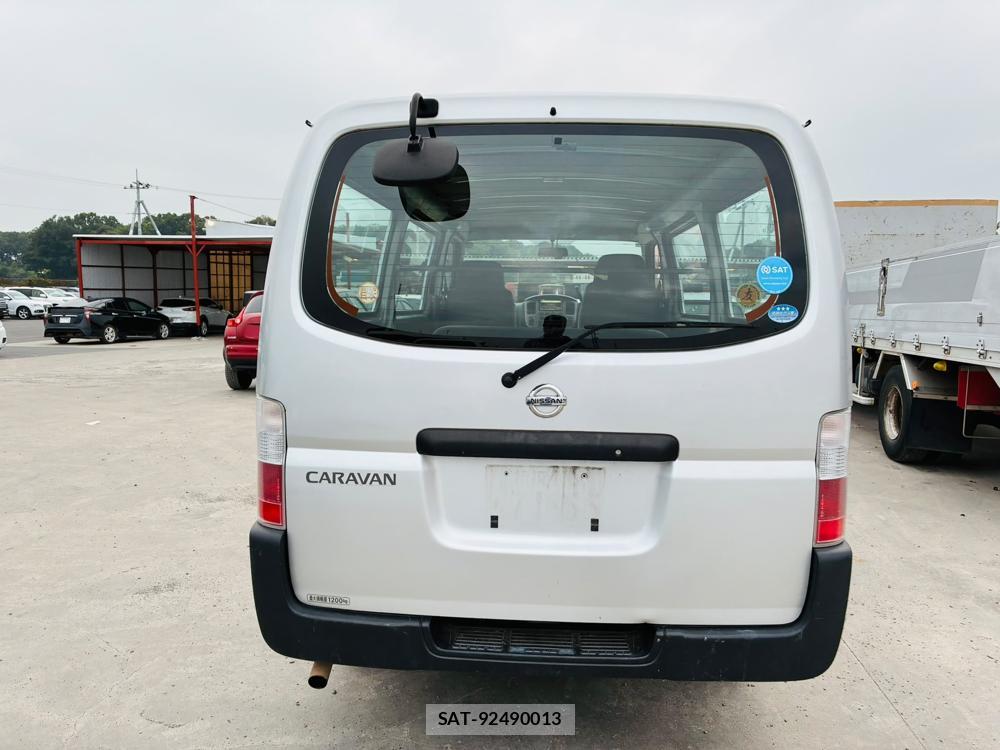 Nissan CARAVAN VAN 2008-07 8156577-3