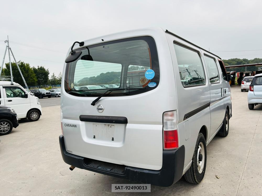 Nissan CARAVAN VAN 2008-07 8156577-4