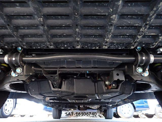 Nissan CARAVAN WAGON 2024-07 1931117-27