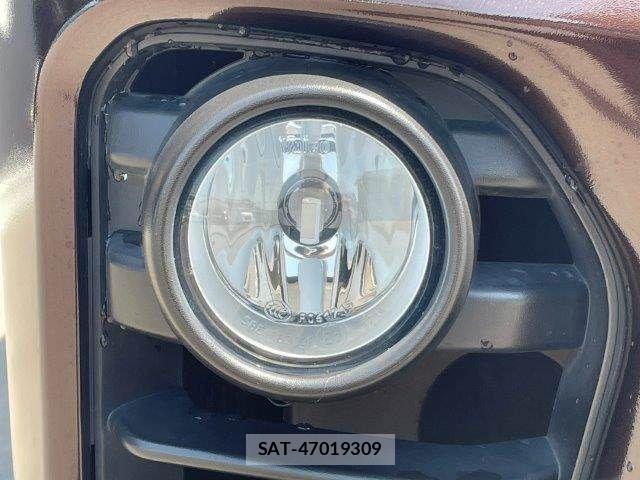 Nissan CARAVAN WAGON 2017-11 6991477-26