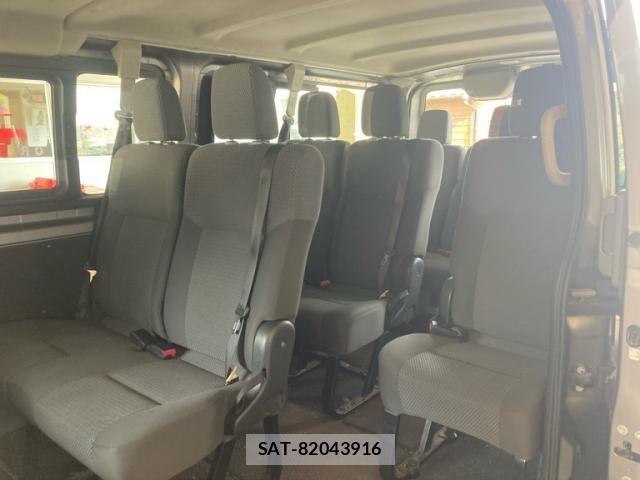 Nissan CARAVAN WAGON 2013-10 7215825-10