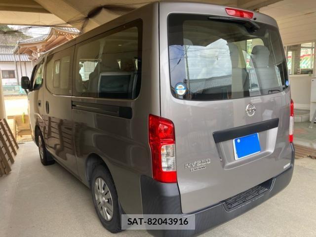 Nissan CARAVAN WAGON 2013-10 7215825-3