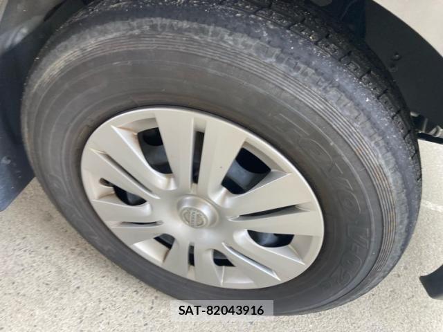 Nissan CARAVAN WAGON 2013-10 7215825-4