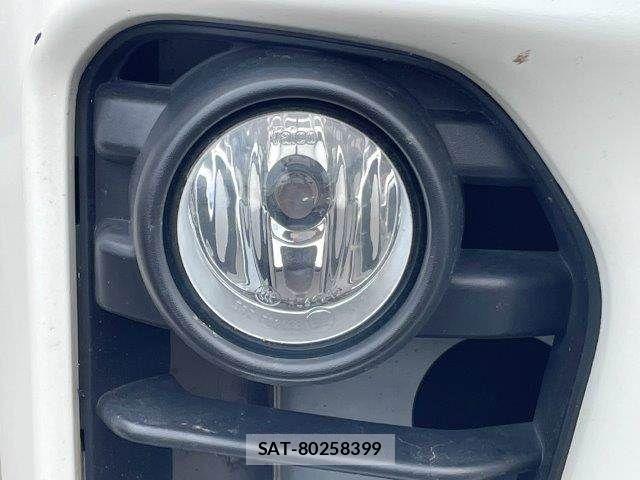 Nissan CARAVAN WAGON 2020-03 7357098-24