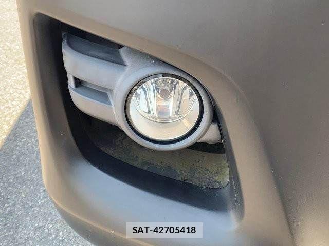 Nissan CARAVAN WAGON 2016-04 7453345-22