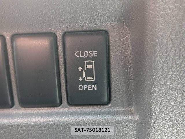 Nissan CARAVAN WAGON 2019-03 7453344-6