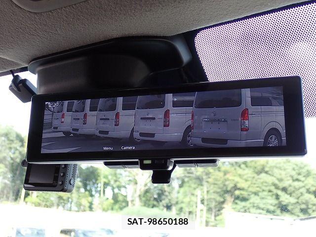 Nissan CARAVAN WAGON 2022-11 8523982-12