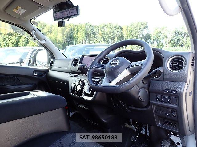 Nissan CARAVAN WAGON 2022-11 8523982-18