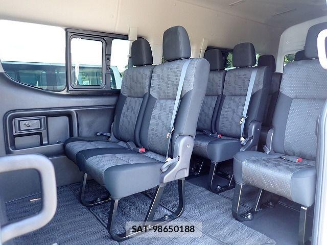 Nissan CARAVAN WAGON 2022-11 8523982-25