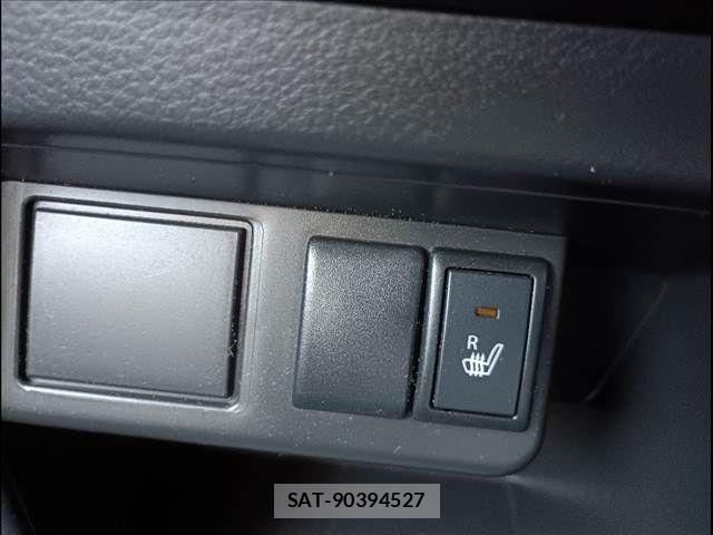 Mazda CAROL 2015-06 3371438-13