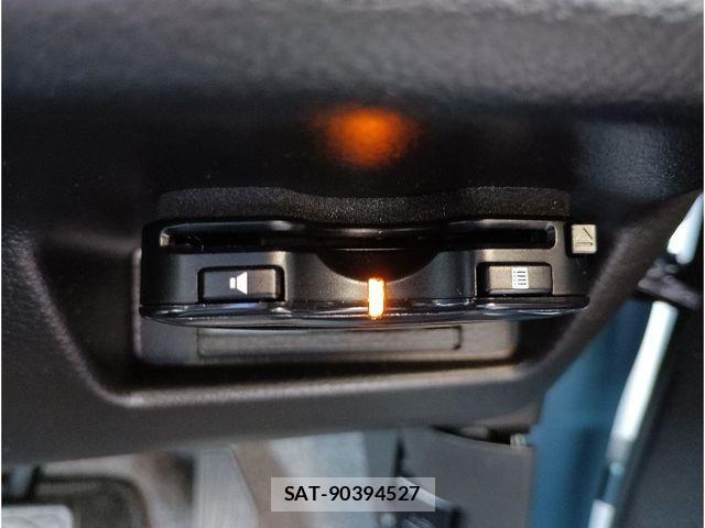 Mazda CAROL 2015-06 3371438-16