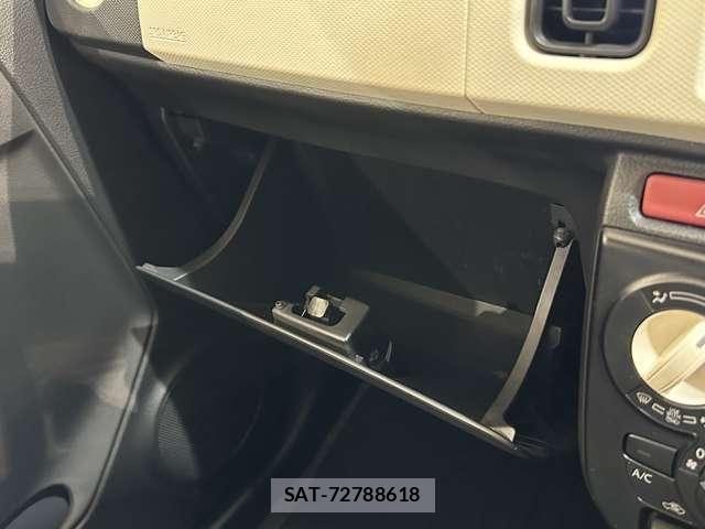 Mazda CAROL 2015-08 4638286-21