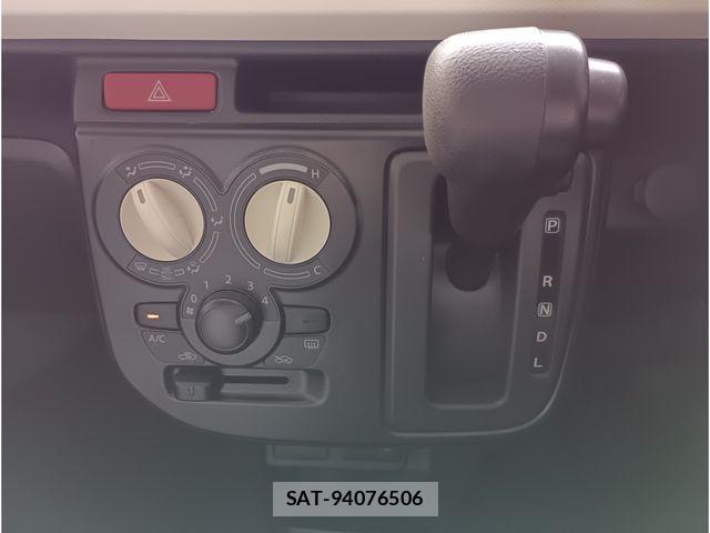 Mazda CAROL 2015-03 4933072-10