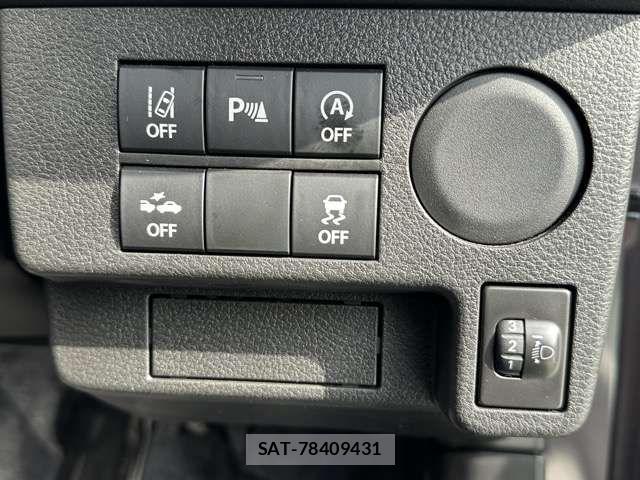 Mazda CAROL 2023-05 4933040-14