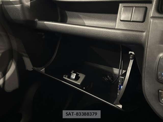 Mazda CAROL 2022-08 5861230-23