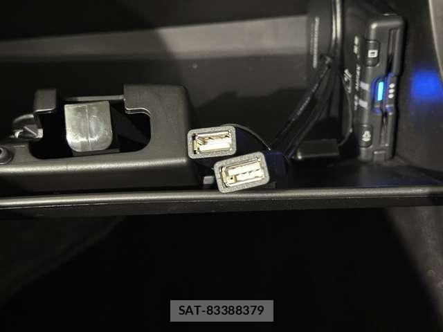 Mazda CAROL 2022-08 5861230-25