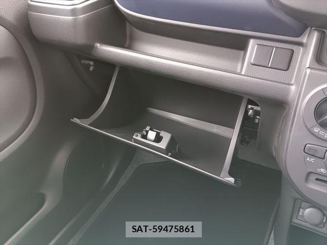Mazda CAROL 2023-08 6690932-19