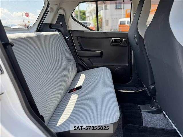 Mazda CAROL 2015-05 6991538-18