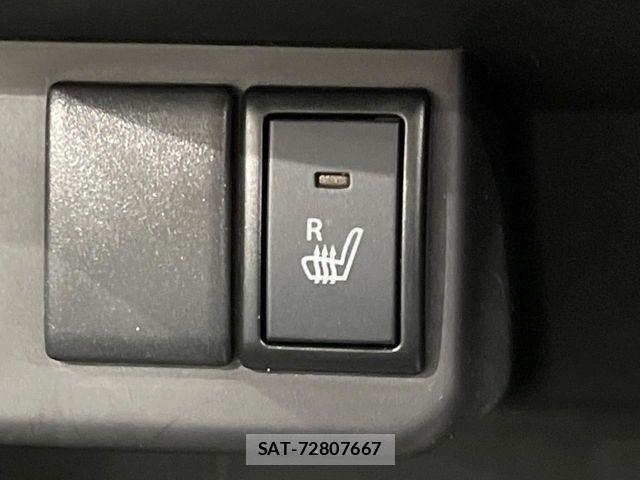 Mazda CAROL 2018-02 7020152-4