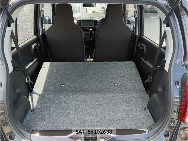 Mazda CAROL 2023-08 7215834-8
