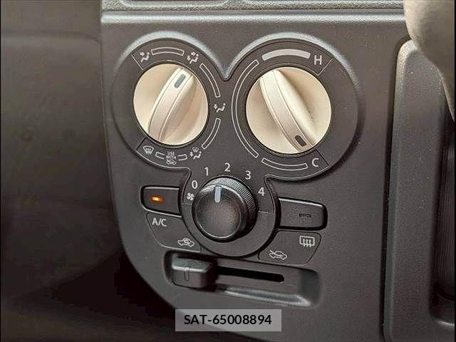 Mazda CAROL 2018-07 7215827-11