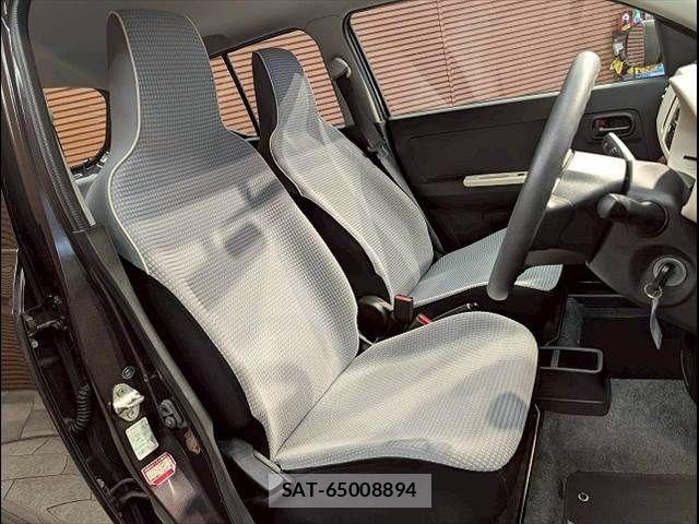 Mazda CAROL 2018-07 7215827-7