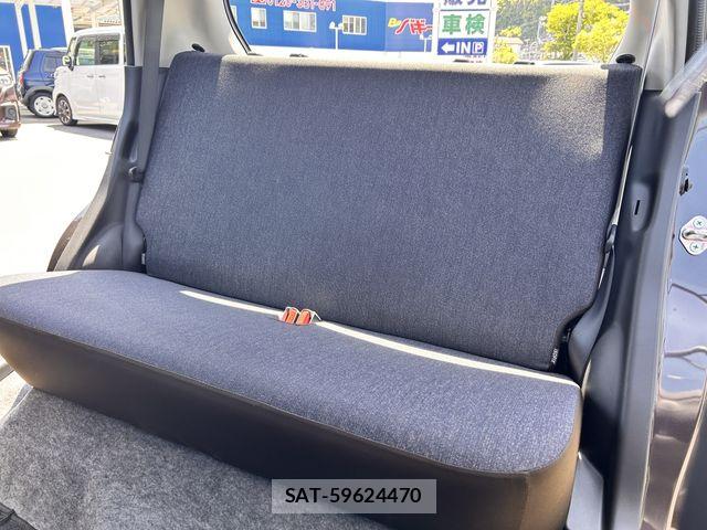 Mazda CAROL 2023-09 7215846-12