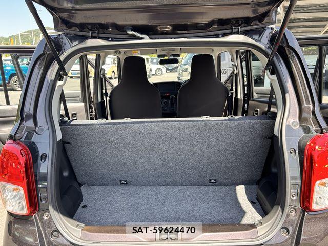 Mazda CAROL 2023-09 7215846-14