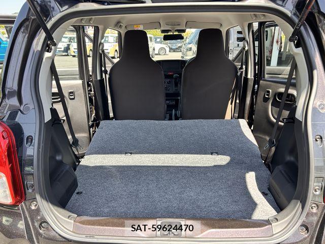 Mazda CAROL 2023-09 7215846-15