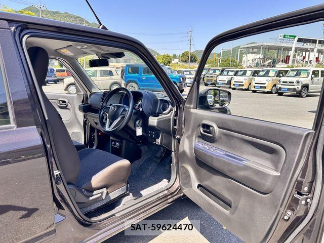 Mazda CAROL 2023-09 7215846-19