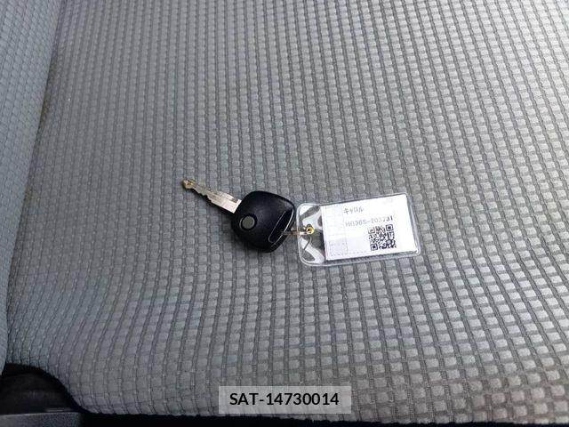 Mazda CAROL 2015-05 7357099-10