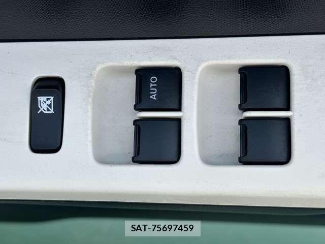 Mazda CAROL 2017-04 7453346-12