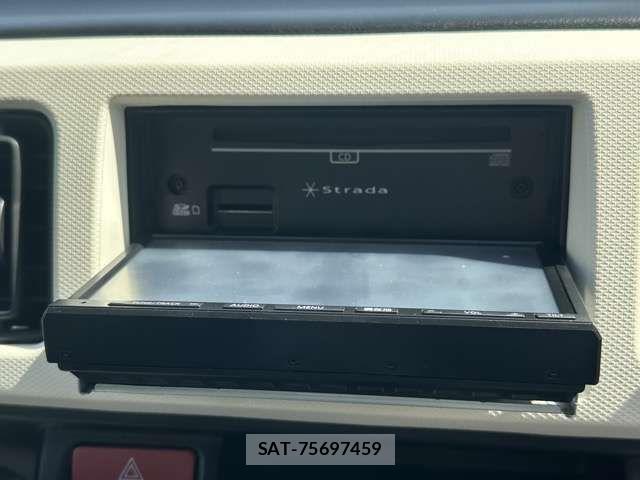 Mazda CAROL 2017-04 7453346-17