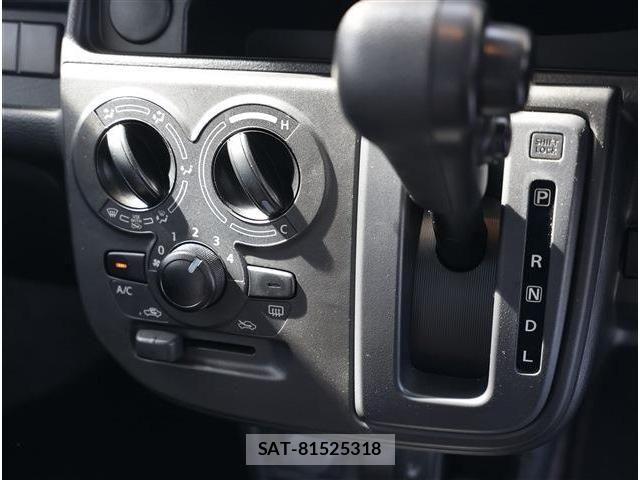 Mazda CAROL 2023-10 7499850-10