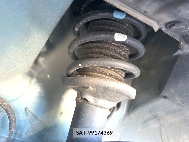 Mazda CAROL 2023-06 7561917-19