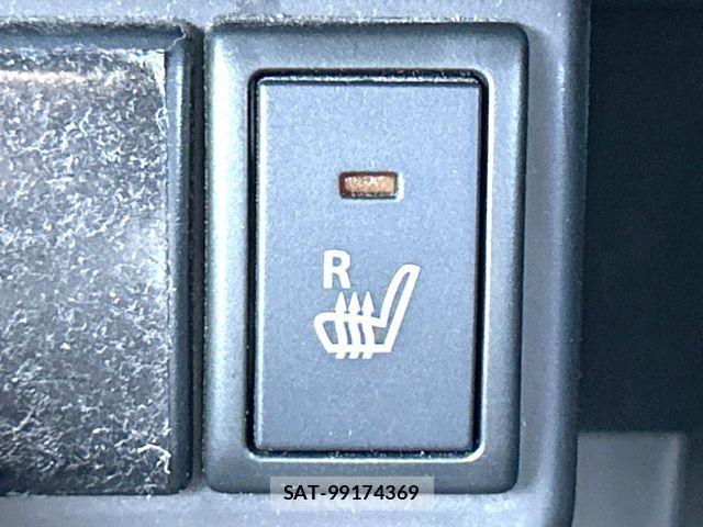 Mazda CAROL 2023-06 7561917-3