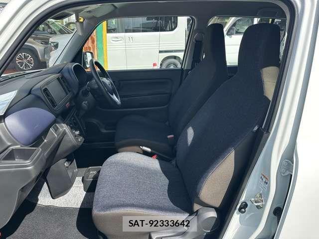 Mazda CAROL 2023-09 7615403-4