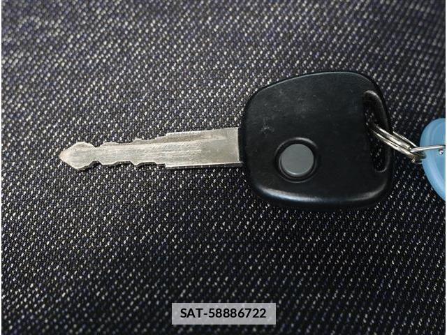 Mazda CAROL 2023-09 7783308-14