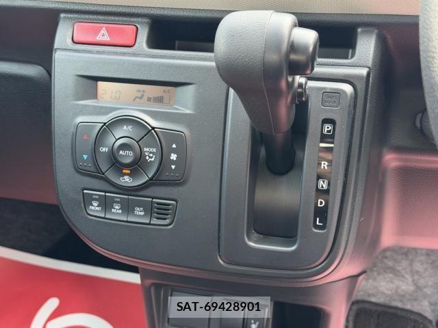 Mazda CAROL 2021-10 8206751-26