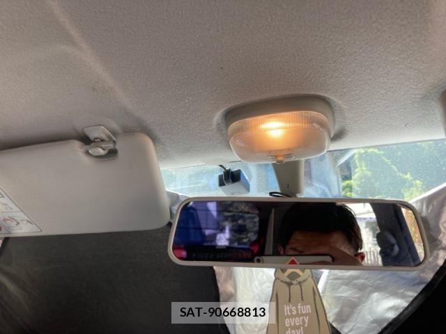Mazda CAROL 2016-04 8206752-23